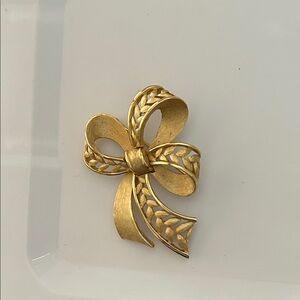Trifari Gold Leaf Bow Brooch